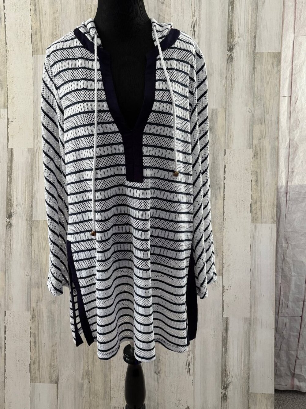 VENUS Women's Size Medium Mesh Long Sleeve Hooded Swim Coverup